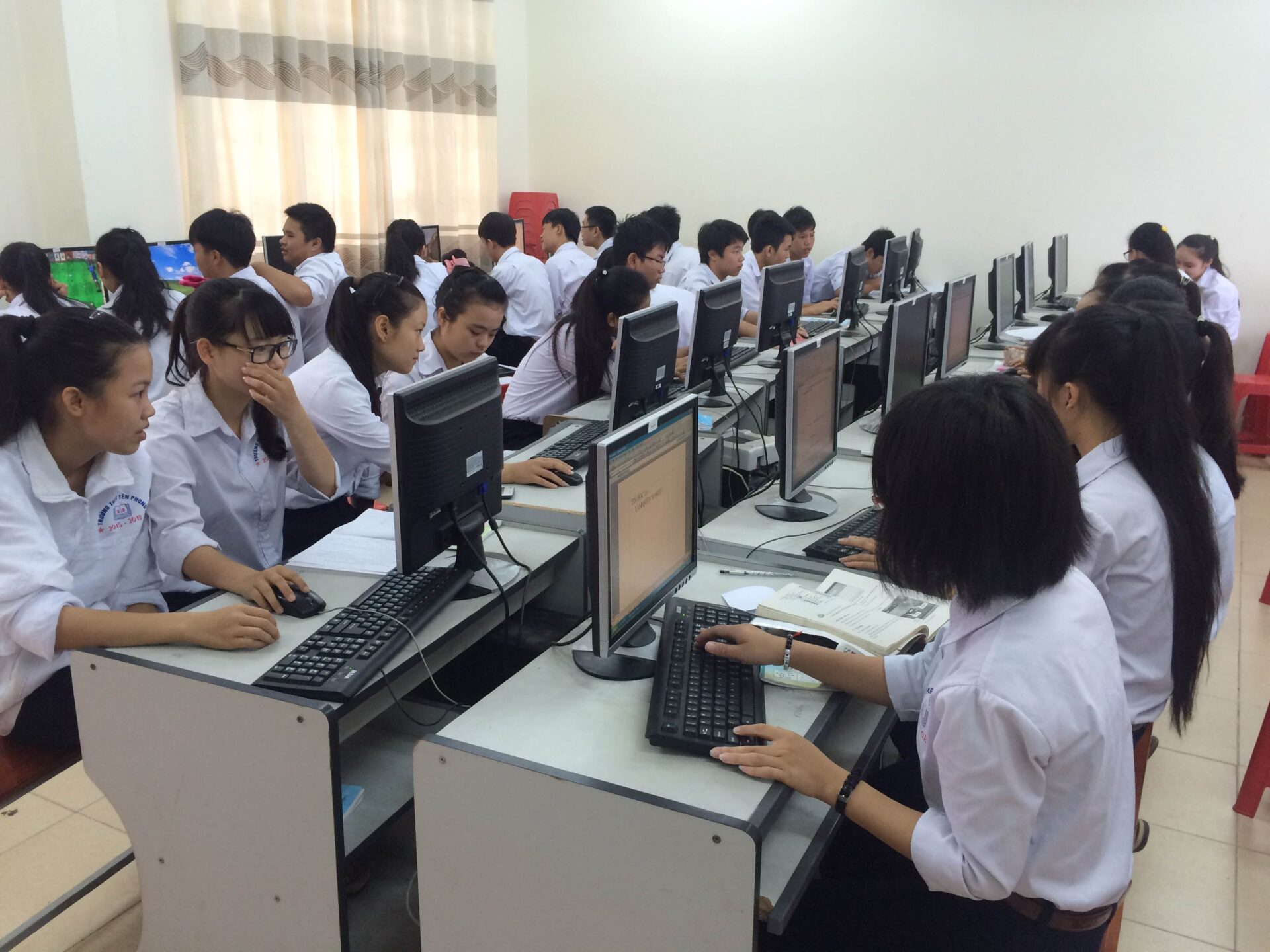 tin học văn phòng được giảng dạy tại nhà trường