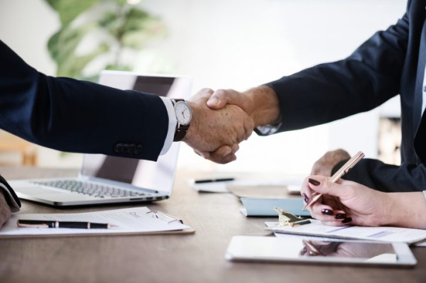 Nghĩa khác của Deal như Deal lương, Deal giá